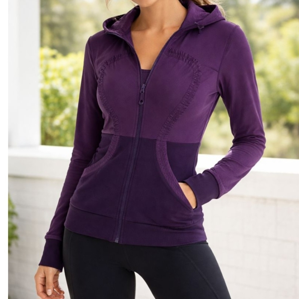 Lululemon Dance Studio Jacket III. Size 4. Reversible- 2 Looks In One.